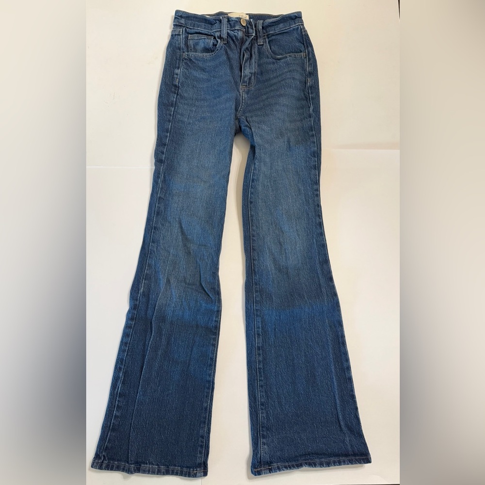 Universal Threads Blue High Rise Flared Women's Jeans